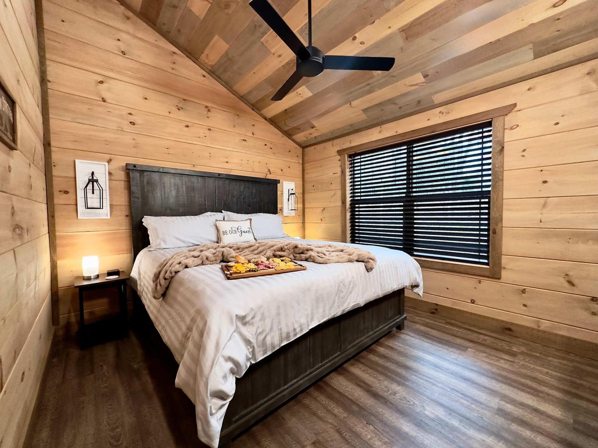 Smoky Mist Ridge - New! Relaxing Luxury Getaway! * Gatlinburg