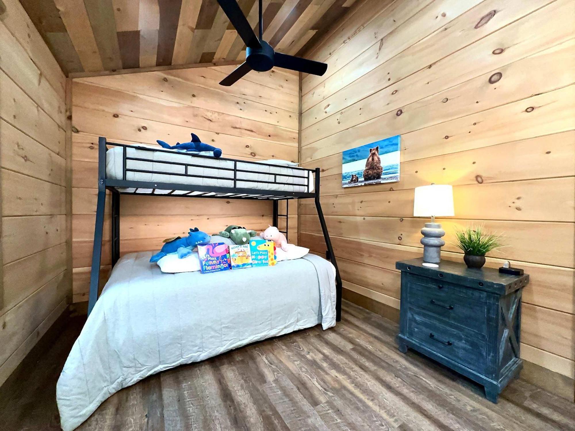 Holiday home Smoky Mist Ridge - New! Relaxing Luxury Getaway! Gatlinburg