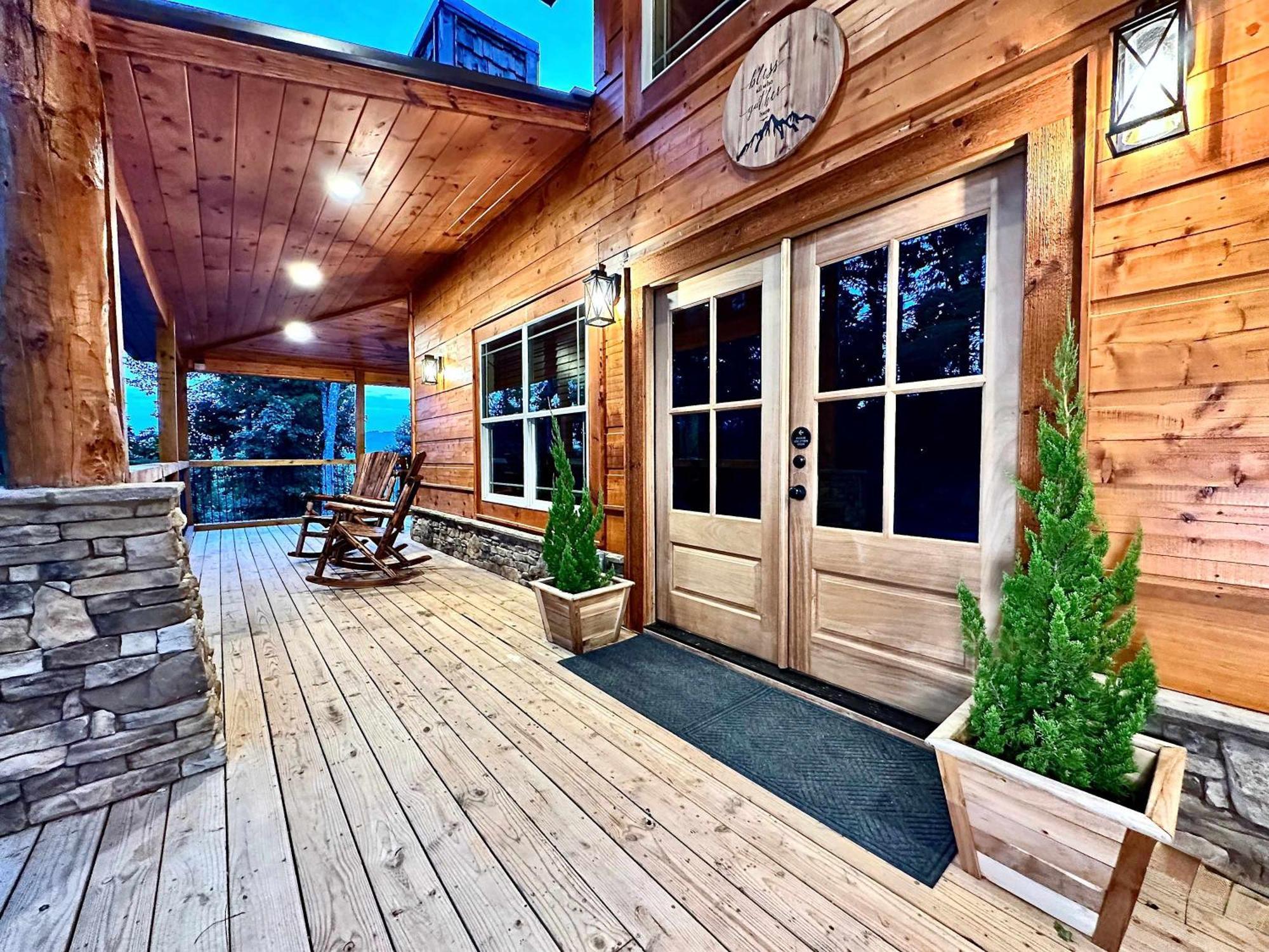 Smoky Mist Ridge - New! Relaxing Luxury Getaway! * Gatlinburg