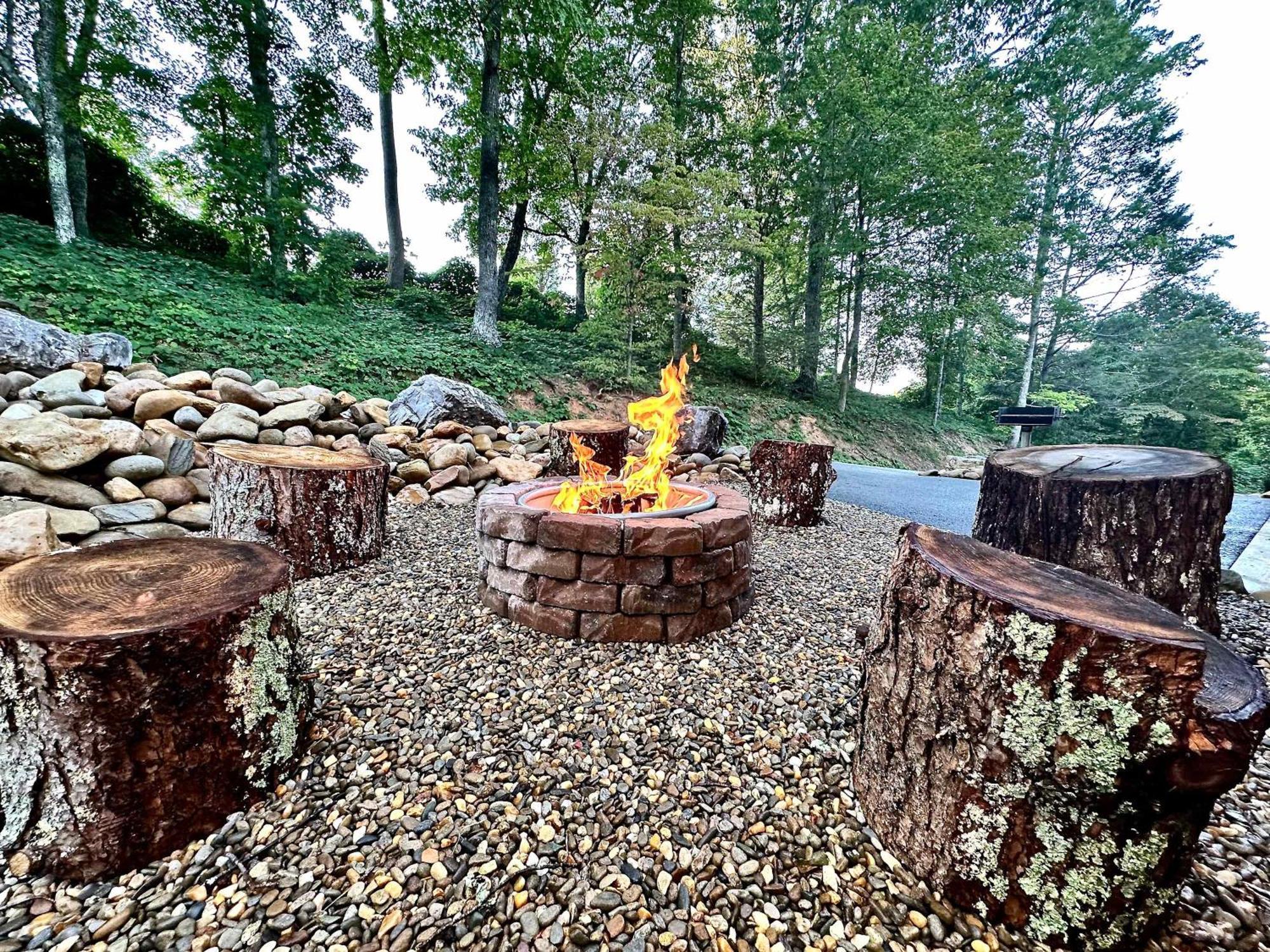 Holiday home Smoky Mist Ridge - New! Relaxing Luxury Getaway! Gatlinburg